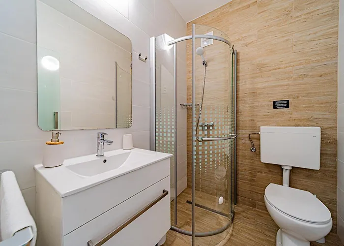 Guest house & Mirakul