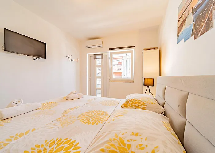 Guest house & Mirakul 3*