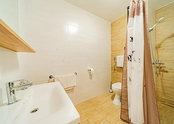 Guest house & Mirakul Vela Luka