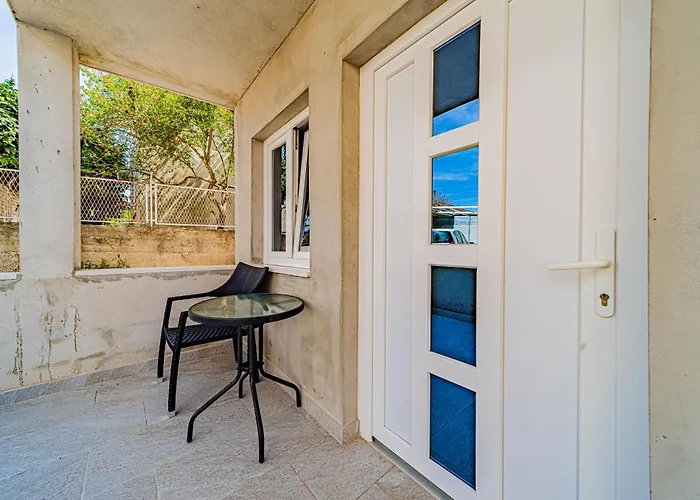 & Mirakul Guest house 3*